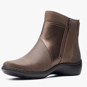 . Clarks Cora Tropic Taupe/Bronze Combination Zip Up Ankle Booties